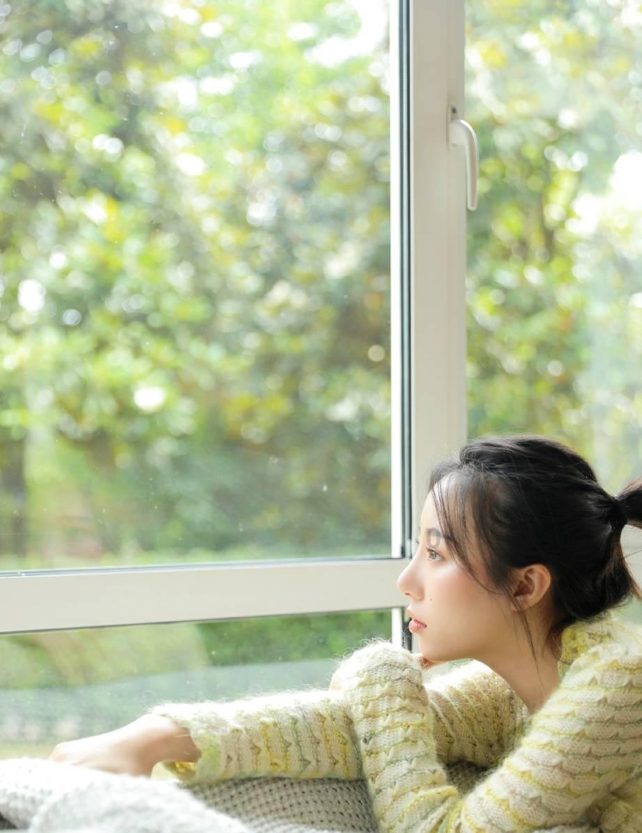 胖子相亲被女生嫌弃，在父亲严格要求锻炼下，他逆袭超帅，改变人生。这样也挺不错吗？游戏画面