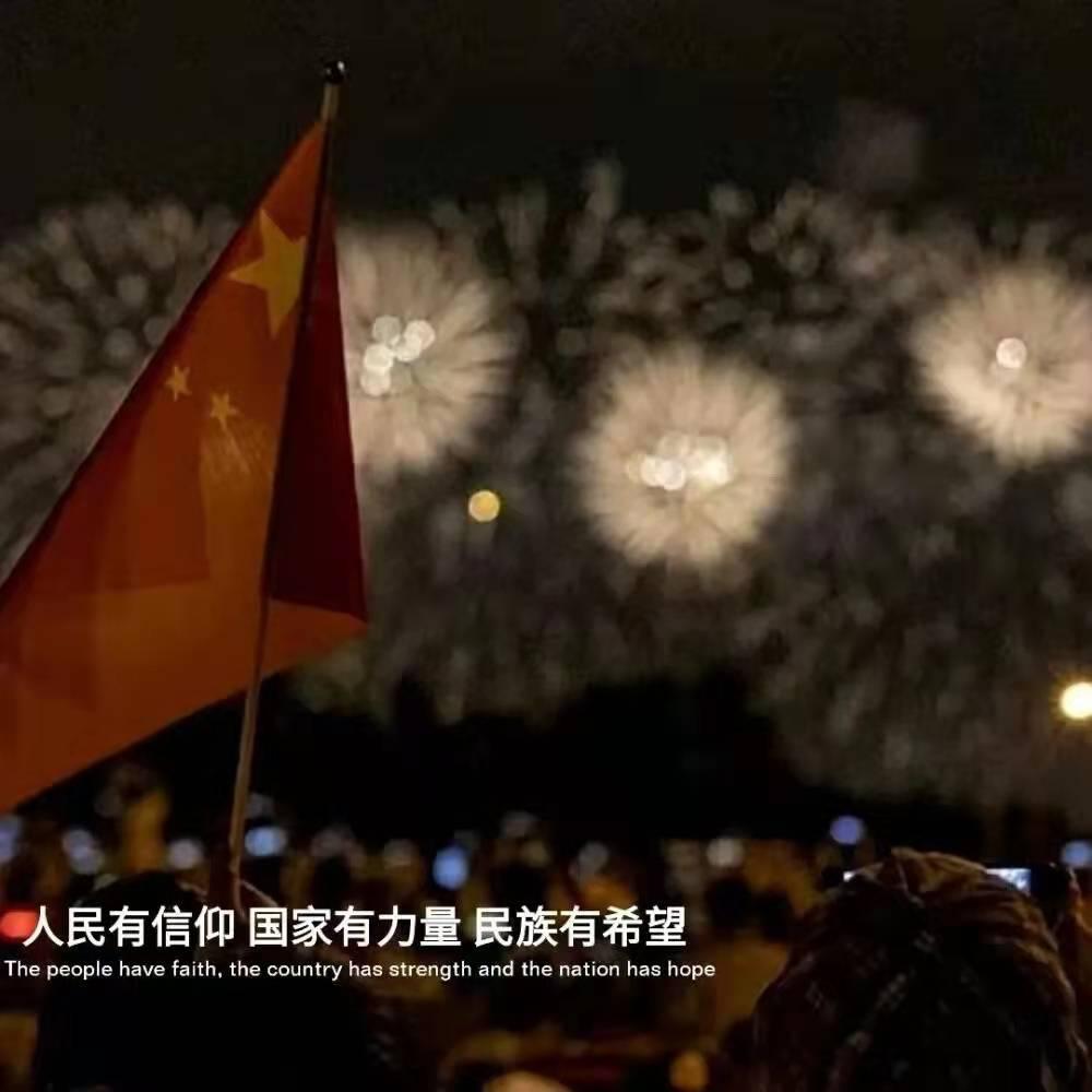 胖子相亲被女生嫌弃，在父亲严格要求锻炼下，他逆袭超帅，改变人生。这样也挺不错吗？游戏画面