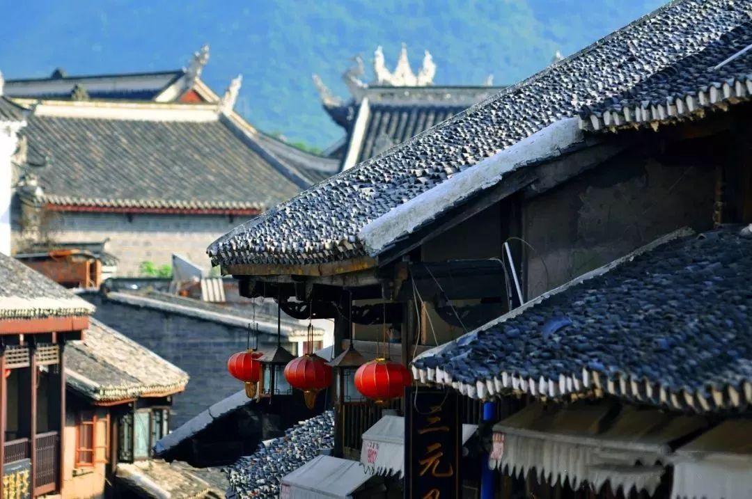华联控股(000036.SZ):已累计回购1.38%股份